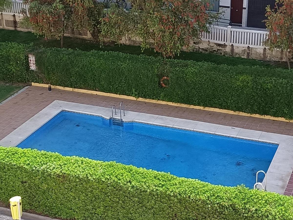 Suites Center Recinto Ferial フエンヒロラ エクステリア 写真
