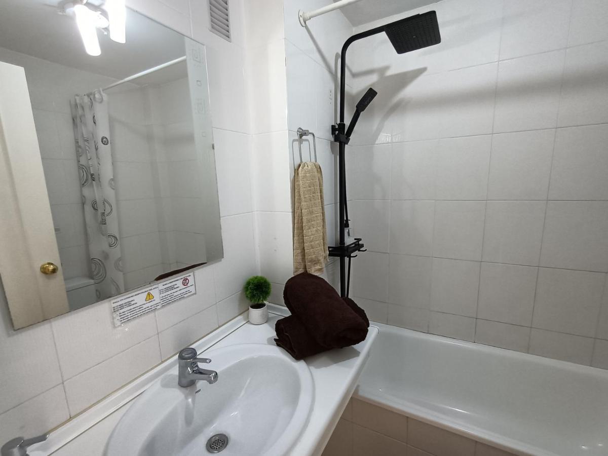 Suites Center Recinto Ferial フエンヒロラ エクステリア 写真